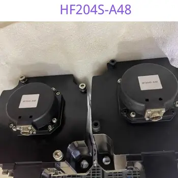 Používa M70 systém motora, HF204S, s A48 encoder HF204S-A48